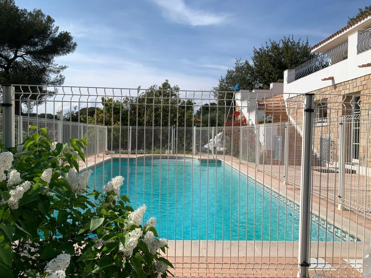 Maison De Ville Dans La Villa Brise Des Pins Le Cannet Exterior foto